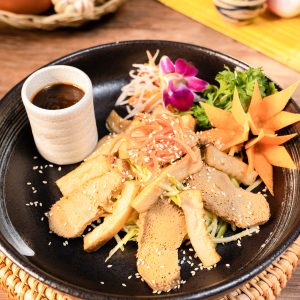 Salad Xoài Nấm Hầu Xốt Táo